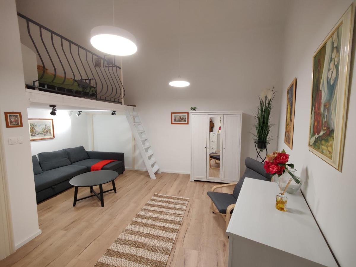 Calm, Artistic Apartment 9Th Distric Central City Будапеща Екстериор снимка